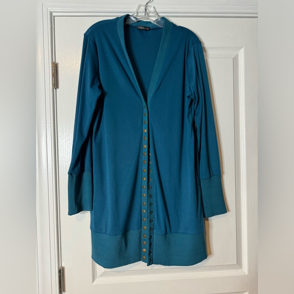 Miholl long sweater w/ snap buttons, teal color, size xxl.